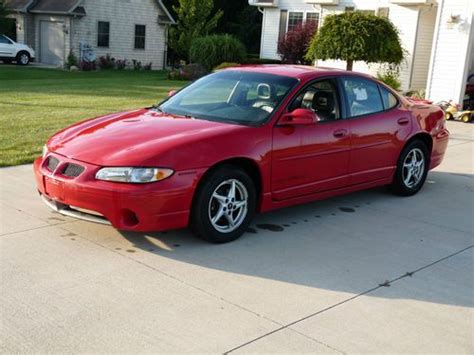 Pontiac Grand prix 1999 photo