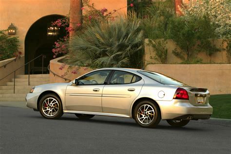 Pontiac Grand prix 2004 photo