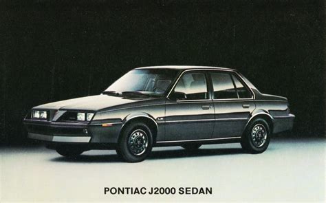 Pontiac J2000 photo