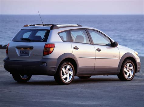 Pontiac Vibe 2003 photo