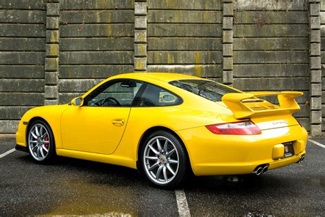 Porsche 911 carrera s 2006 photo