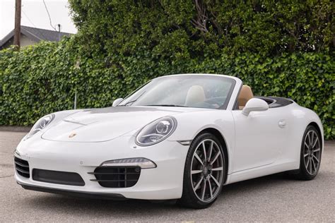 Porsche 911 carrera s cabriolet photo