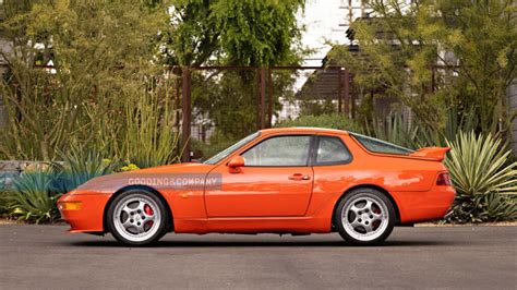 Porsche 968 1997 photo