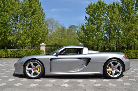 Porsche Carrera gt 2004 photo