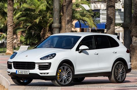 Porsche Cayenne turbo photo