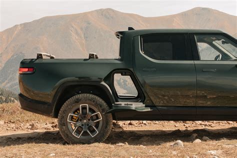 Rivian R1t 2022 photo