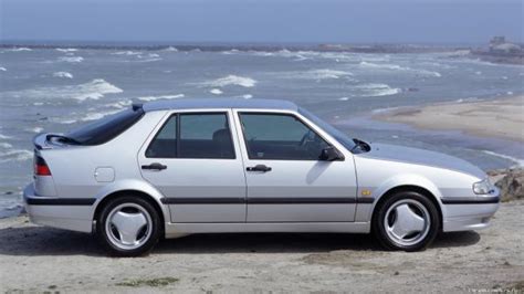 Saab 9000 1997 photo