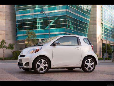 Scion Iq 2012 photo