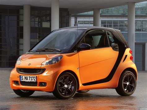 Smart Fortwo 2011 photo