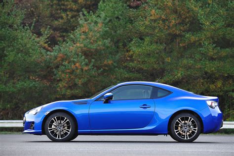 Subaru Brz 2013 photo