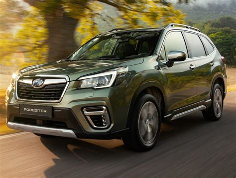 Subaru Forester photo