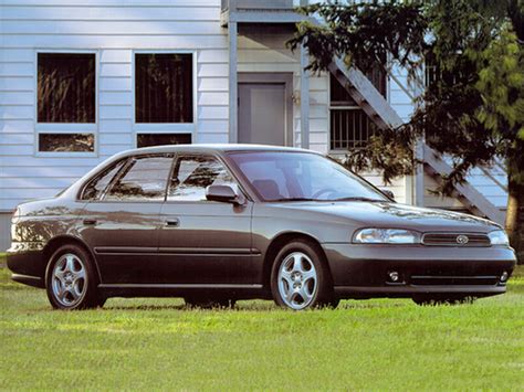 Subaru Legacy 1995 photo