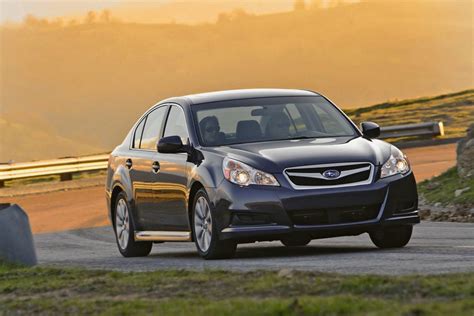 Subaru Legacy 2011 photo