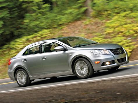 Suzuki Kizashi 2010 photo