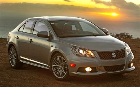 Suzuki Kizashi 2012 photo