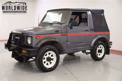 Suzuki Samurai 1987 photo