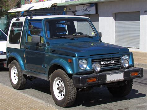 Suzuki Samurai 1989 photo