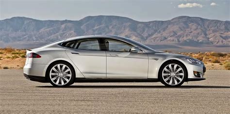 Tesla Model s 2012 photo