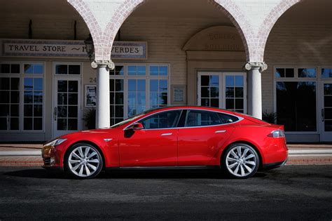 Tesla Model s 2014 photo