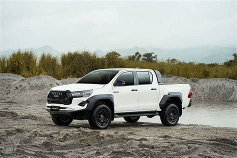 Toyota 4x2 photo