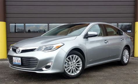 Toyota Avalon hybrid 2015 photo