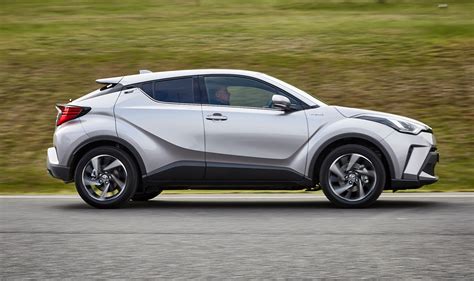 Toyota C-hr 2020 photo