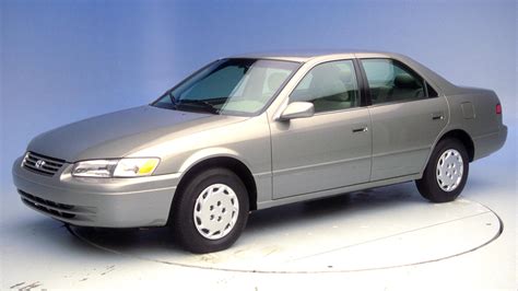 Toyota Camry 2000 photo