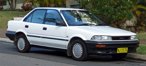 Toyota Corolla 1992 photo