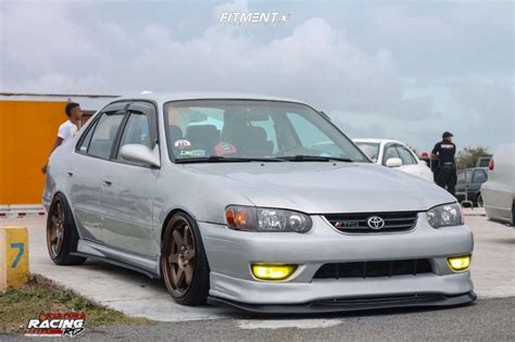 Toyota Corolla 2001 photo