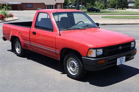 Toyota Pickup 1992 photo