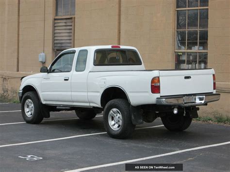 Toyota Pickup 1995 photo