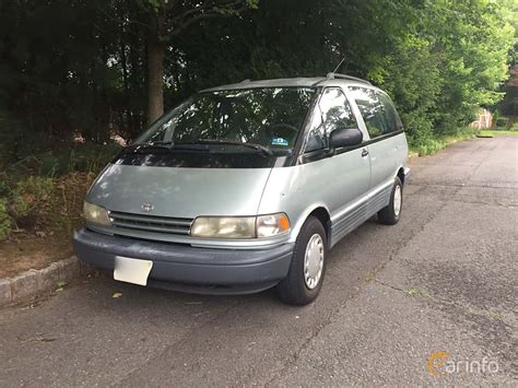 Toyota Previa 1991 photo