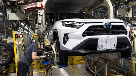 photo of Toyota Rav4 hybrid car production