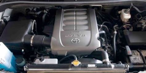 Toyota Sequoia 2017 engine