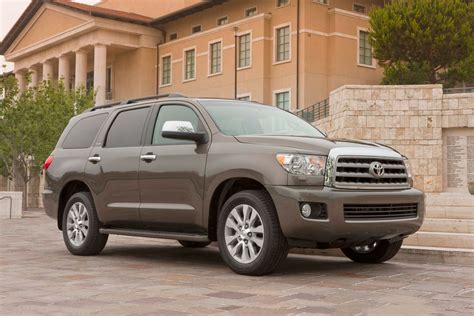 Toyota Sequoia 2017 photo