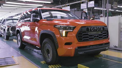 photo of Toyota Sequoia car production