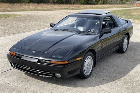 Toyota Supra 1991 photo