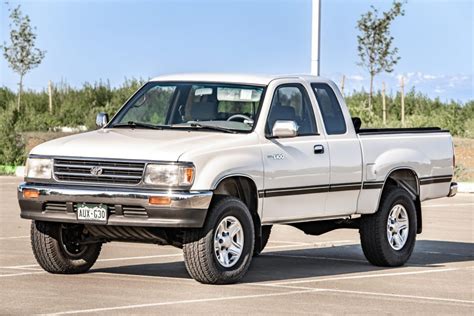 photo of Toyota T100 car production