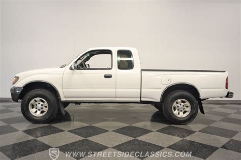 Toyota Tacoma 1995 photo