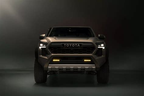 Toyota Tacoma photo