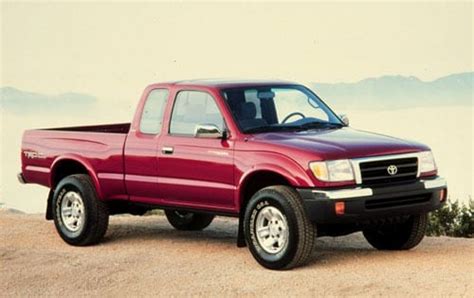 Toyota Toyota truck 2000 photo