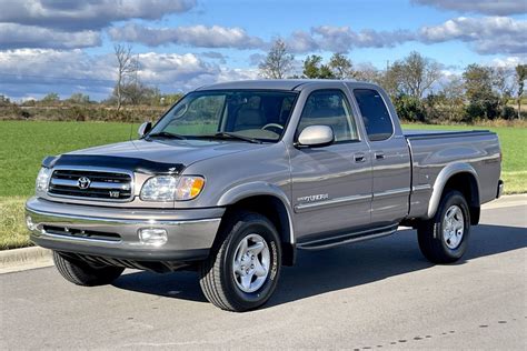 Toyota Tundra 2001 photo