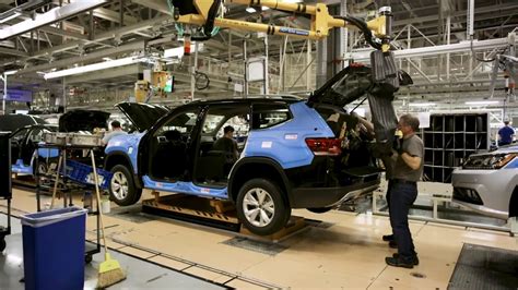 photo of Volkswagen Atlas car production