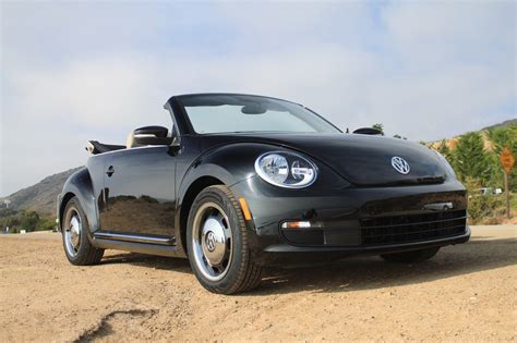 Volkswagen Beetle 2013 photo