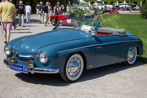 Volkswagen Cabriolet photo