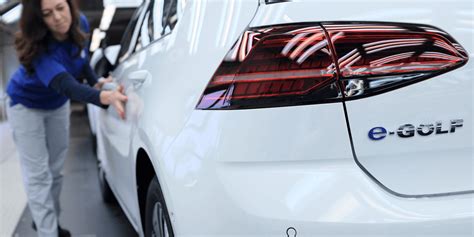 photo of Volkswagen E-golf car production