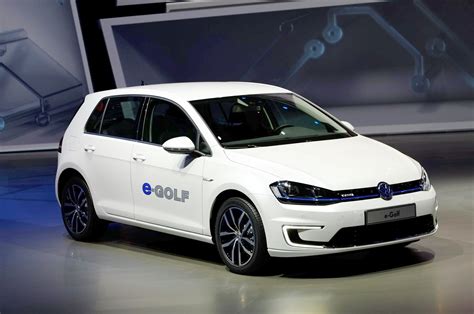 Volkswagen E-golf photo