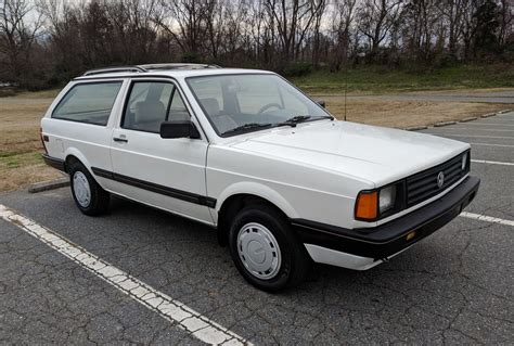 Volkswagen Fox 1988 photo