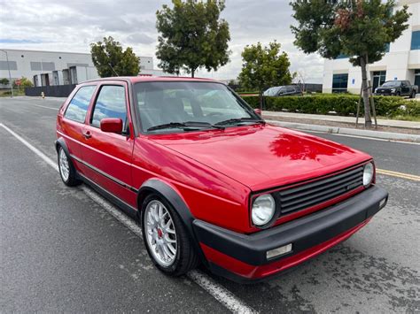 Volkswagen Golf 1990 photo