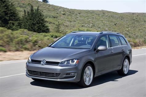 Volkswagen Golf sportwagen 2016 photo